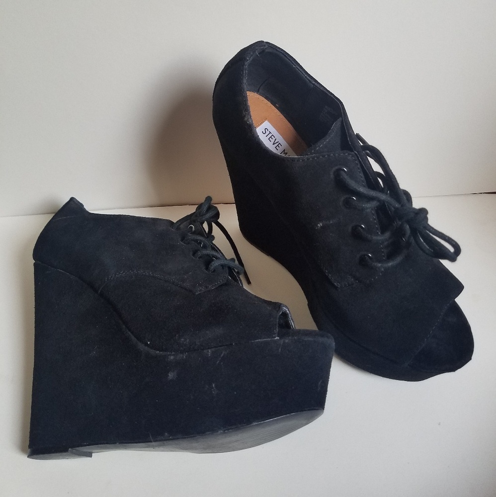 EUC-STEVE MADDEN PLATFORM WEDGES